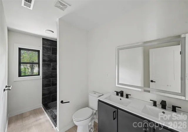 5th image of 3801 Woodleaf Rd, Charlotte, NC 28205 | MLS# 4370771