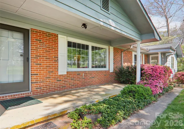 47th image of 927 Ladson Rd, Mills River, NC 28759 | MLS# 4370799