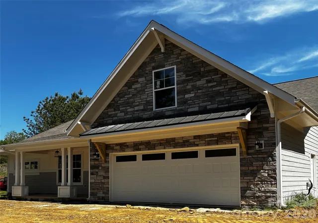 Photo 2 of Single family home for sale at 1196 Sunset Point Rd, Salisbury, NC 28146 | MLS# 4370816 | Listing updated on 2026-09-09