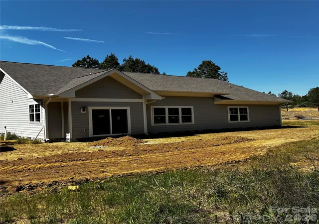 Photo 3 of Single family home for sale at 1196 Sunset Point Rd, Salisbury, NC 28146 | MLS# 4370816 | Listing updated on 2026-09-09