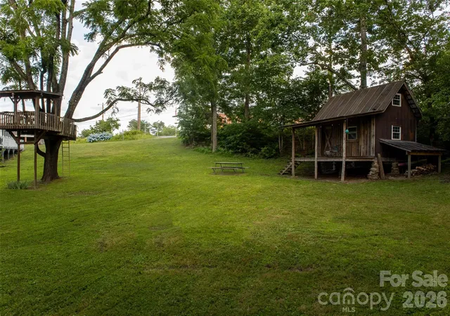 45th image of 102 Cuthberson St, Morganton, NC 28655 | MLS# 4370855