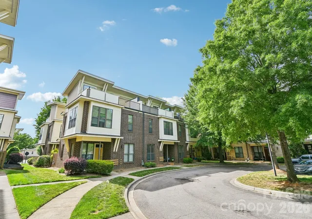 2nd image of 3437 Steel Yard Ct, Charlotte, NC 28205 | MLS# 4370868