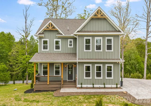 1st image of 17 Baxter Woods Ln, Candler, NC 28715 | MLS# 4370990