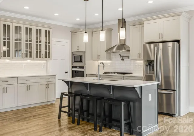 41st image of 17 Baxter Woods Ln, Candler, NC 28715 | MLS# 4370990