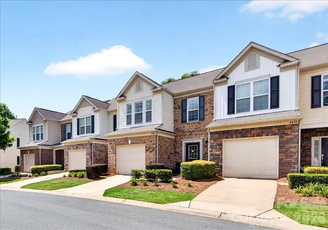 Homes for sale in Charlotte, NC | 2434 Royal York Ave, Charlotte, NC 28210 | MLS# 4370997