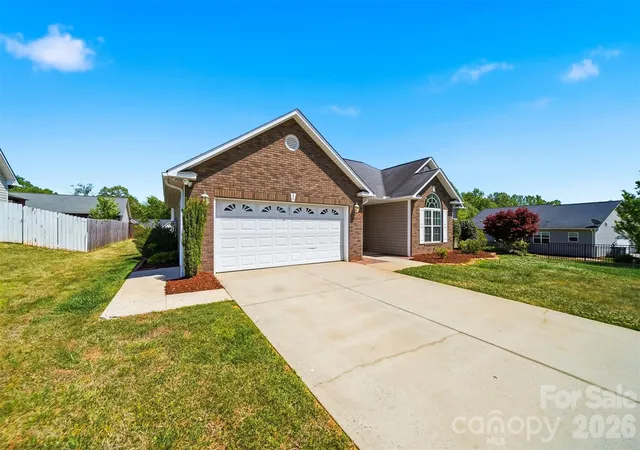 36th image of 1834 Terrain Dr Nw, Conover, NC 28613 | MLS# 4371002