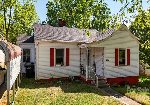 Homes for sale in Statesville, NC | 516 Margaret Dr, Statesville, NC 28677 | MLS# 4371072