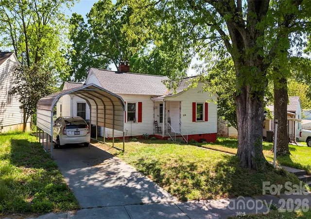 Homes for sale in Statesville, NC | 516 Margaret Dr, Statesville, NC 28677 | MLS# 4371072