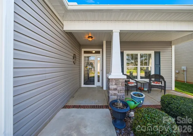 Photo 2 of Sale Pending at 453 Pepperstone Dr, Salisbury, NC 28146 | MLS# 4371082 | Listing updated on 2026-04-24