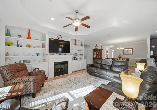 Photo 4 of Sale Pending at 453 Pepperstone Dr, Salisbury, NC 28146 | MLS# 4371082 | Listing updated on 2026-04-24
