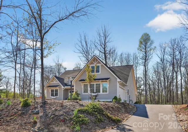 3rd image of 3757 Laurel Park Hwy, Hendersonville, NC 28739 | MLS# 4371092