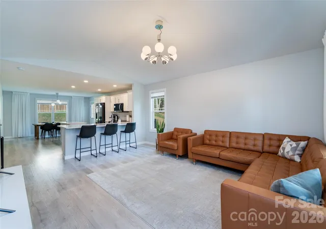 Photo 4 of Single family home for sale at 16 Danielbrooke Dr, Asheville, NC 28806 | MLS# 4371229 | Listing updated on 2026-08-14