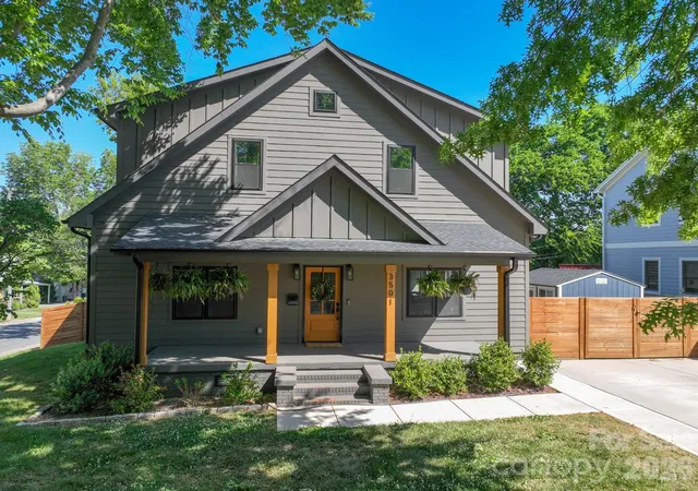 1st image of 3501 Warp St, Charlotte, NC 28205 | MLS# 4371238