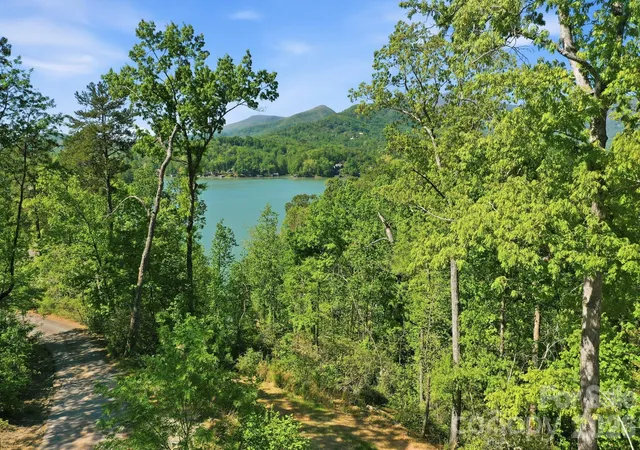 Photo 2 of Single family home for sale at 131 Pier Point Dr, Lake Lure, NC 28746 | MLS# 4371285 | Listing updated on 2026-09-13
