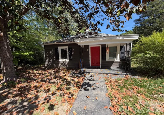 Homes for sale in Gastonia, NC | 836 S Dalton St, Gastonia, NC 28052 | MLS# 4371338