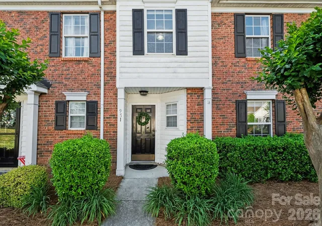 Homes for sale in Fort Mill, SC | 971 Heritage Pkwy, Fort Mill, SC 29715 | MLS# 4371361