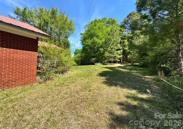 Photo 4 of Single family home for sale at 101 Ledbetter Rd, Polkton, NC 28135 | MLS# 4371385 | Listing updated on 2026-10-02