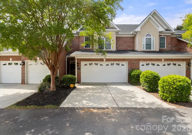 Homes for sale in Fort Mill, SC | 705 Congressional Ln, Fort Mill, SC 29708 | MLS# 4371398