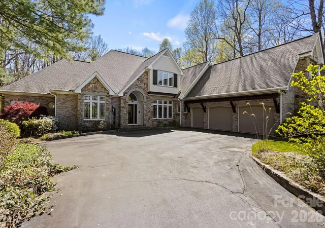 3rd image of 106 Farwood Ct, Flat Rock, NC 28731 | MLS# 4371400