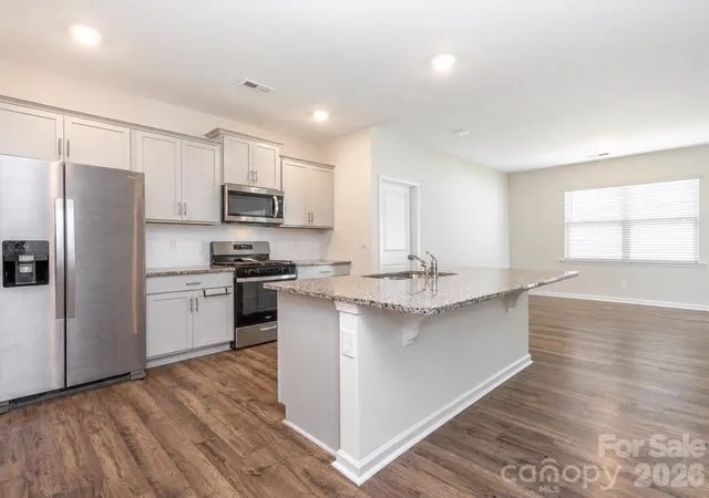 Photo 3 of Single family home for sale at 3649 Azalea Ridge Dr, Mount Holly, NC 28120 | MLS# 4371409 | Listing updated on 2026-10-21