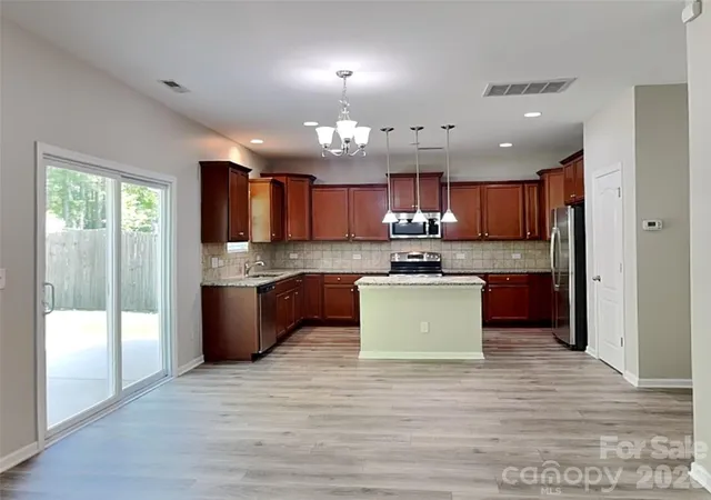 3rd image of 12814 Swann Branch Dr, Charlotte, NC 28273 | MLS# 4371416