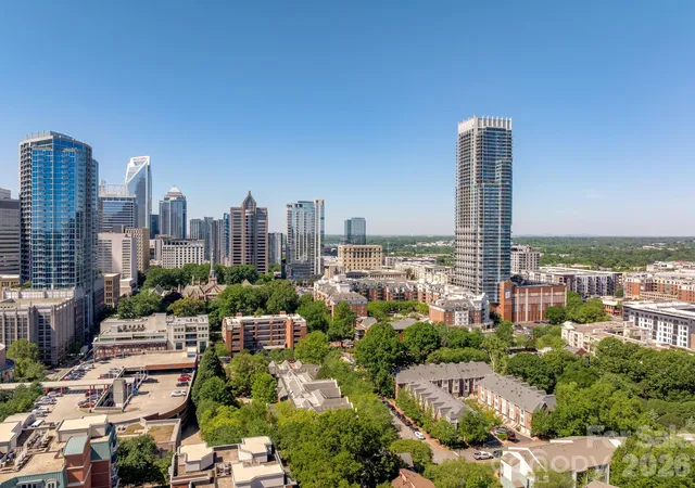 32nd image of 367 W 7th St, Charlotte, NC 28202 | MLS# 4371550
