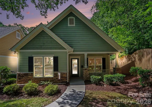 Homes for sale in Huntersville, NC | 7926 Tigers Paw Dr, Huntersville, NC 28078 | MLS# 4371648