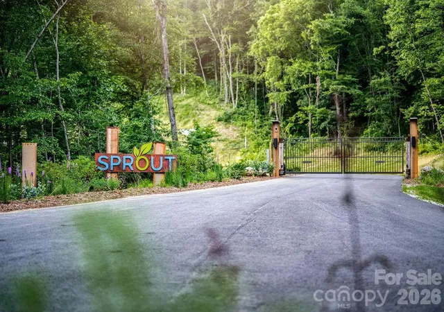 4th image of Tbd W Garden Trl #57, Hendersonville, NC 28792 | MLS# 4371732