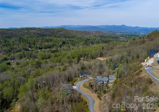 19th image of R4 Curtain Blf, Hendersonville, NC 28791 | MLS# 4371749