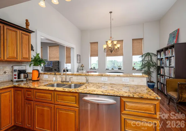 4th image of 201 S Washington St, Shelby, NC 28150 | MLS# 4371771