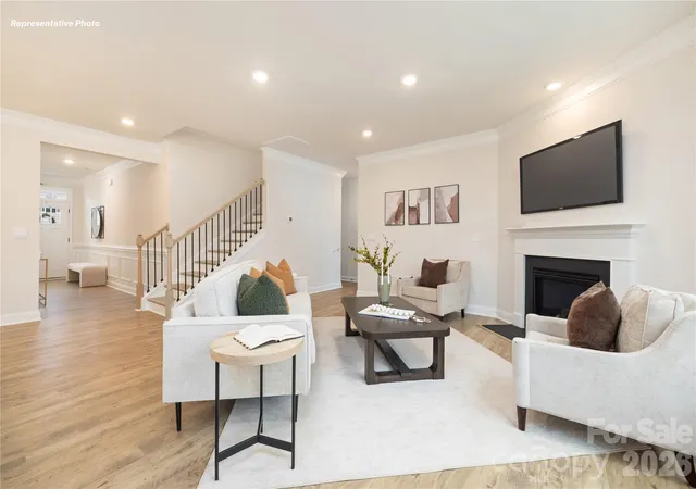 Photo 4 of Single family home for sale at 110 Ventnor Way, Mooresville, NC 28115 | MLS# 4371802 | Listing updated on 2026-09-21