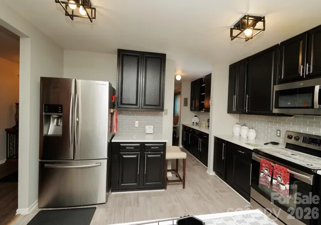 3rd image of 6135 Blue Ash Ln, Charlotte, NC 28215 | MLS# 4371813