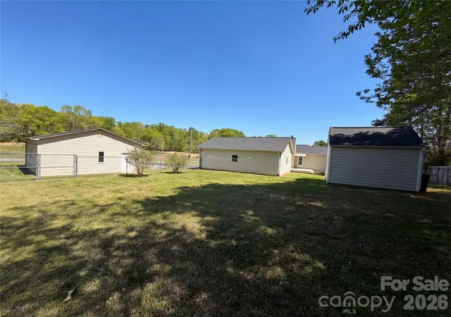 Homes for sale in Salisbury, NC | 101 Forest Meadow Ln, Salisbury, NC 28144 | MLS# 4371832