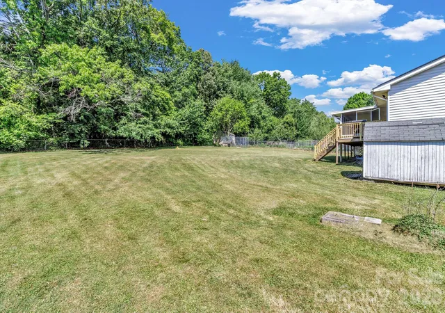 5th image of 13 Spring Lake Dr, Fletcher, NC 28732 | MLS# 4371946