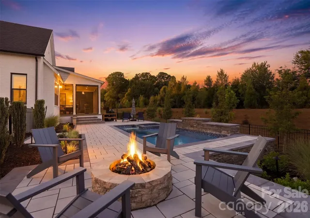 Photo 1 of Single family home for sale at 1124 Mesa Way, Waxhaw, NC | MLS# 4371986 | Listing updated on 2026-09-06