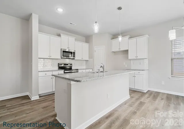 Photo 2 of Single family home for sale at 113 Pinnacle Xing, Shelby, NC 28152 | MLS# 4371998 | Listing updated on 2026-09-04