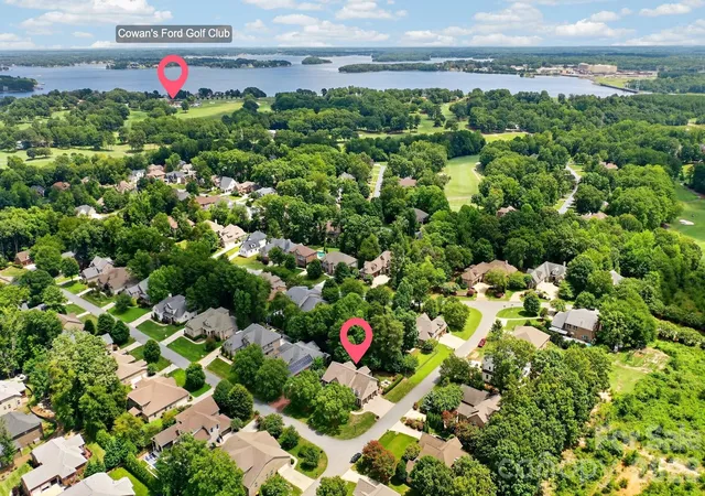 Photo 4 of Single family home for sale at 7835 Sand Trap Ln, Stanley, NC 28164 | MLS# 4372005 | Listing updated on 2026-09-29