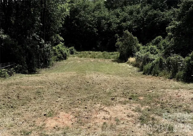 Photo 1 of Land for sale at 605 Franklin Ave, Charlotte, NC 28206 | MLS# 4372014 | Listing updated on 2026-09-15