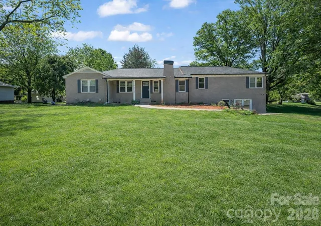 Homes for sale in New London, NC | 34438 Springdale Dr, New London, NC 28127 | MLS# 4372060
