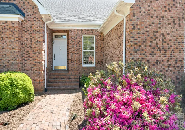 Photo 3 of Single family home for sale at 11690 Bain School Rd, Mint Hill, NC 28227 | MLS# 4372063 | Listing updated on 2026-10-26