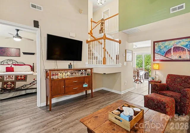 3rd image of 747 Rock Lake Gln, Fort Mill, SC 29715 | MLS# 4372101