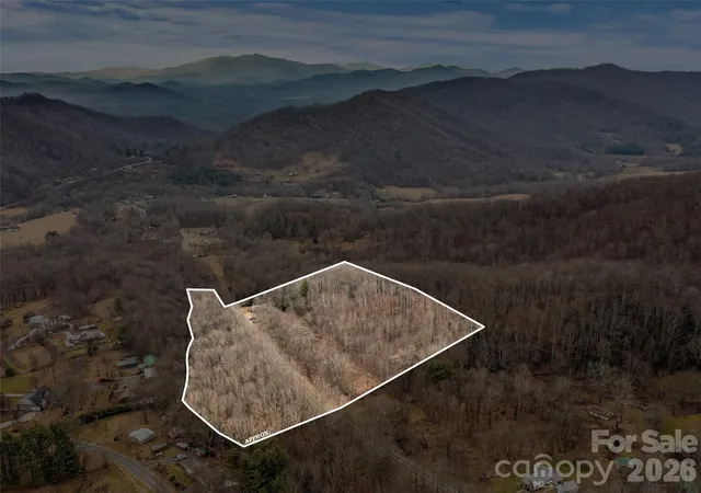 Homes for sale in Bakersville, NC | 625 Cooke Town Rd, Bakersville, NC 28705 | MLS# 4372109