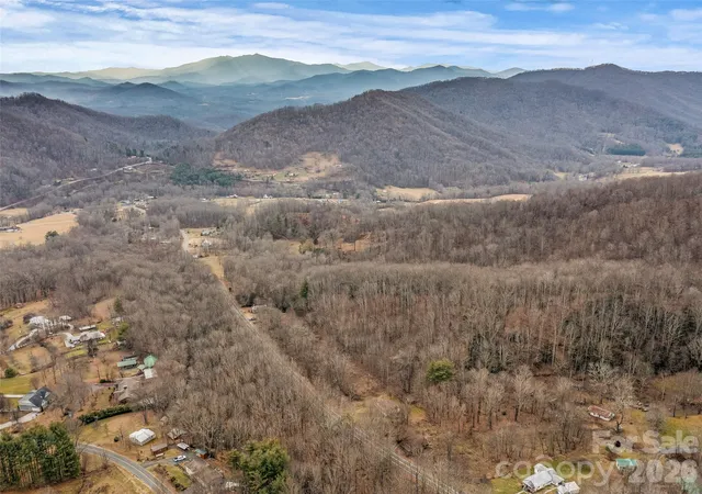Homes for sale in Bakersville, NC | 625 Cooke Town Rd, Bakersville, NC 28705 | MLS# 4372109