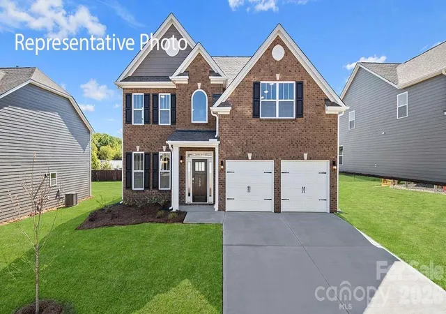 Photo 1 of Sale Pending at 3059 Eclipse Ct, Indian Trail, NC 28079 | MLS# 4372128 | Listing updated on 2026-09-21