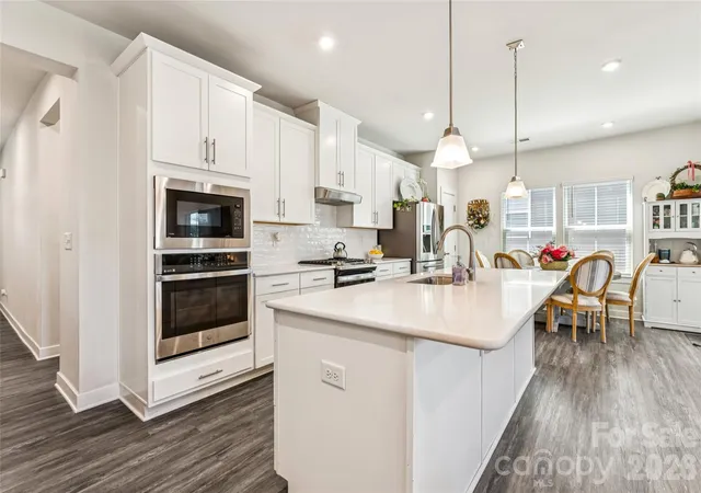 5th image of 5042 Summer Surprise Ln, Charlotte, NC 28215 | MLS# 4372192