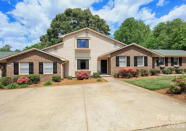 3rd image of 182 Calvin St, Troutman, NC 28166 | MLS# 4372231