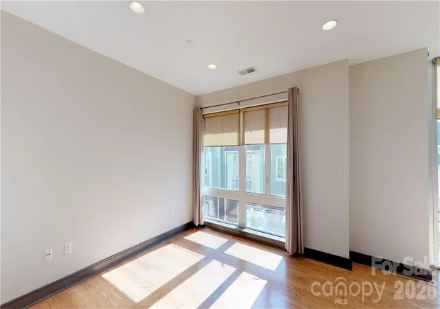 2nd image of 2200 Lyndhurst Ave #105, Charlotte, NC 28203 | MLS# 4372251