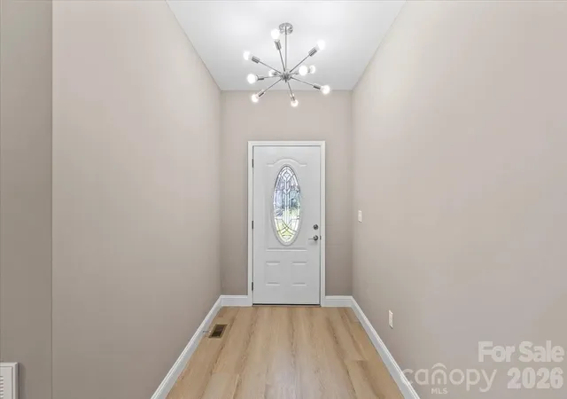 4th image of 1033 12Th Avenue Dr Nw, Hickory, NC 28601 | MLS# 4372272