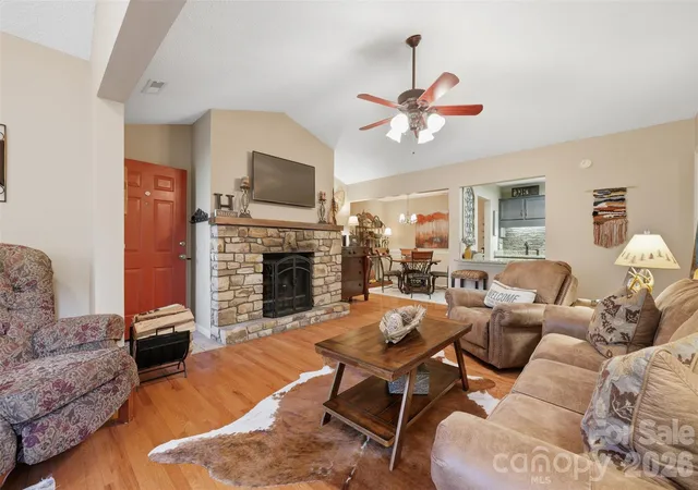 2nd image of 155 Glen Burney Ln #C6, Blowing Rock, NC 28605 | MLS# 4372363