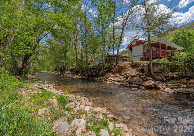 2nd image of 600 Sophie Rd, Maggie Valley, NC 28751 | MLS# 4372392